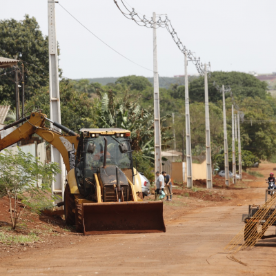 Obras no bairro Lago Azul são retomadas em Cascavel